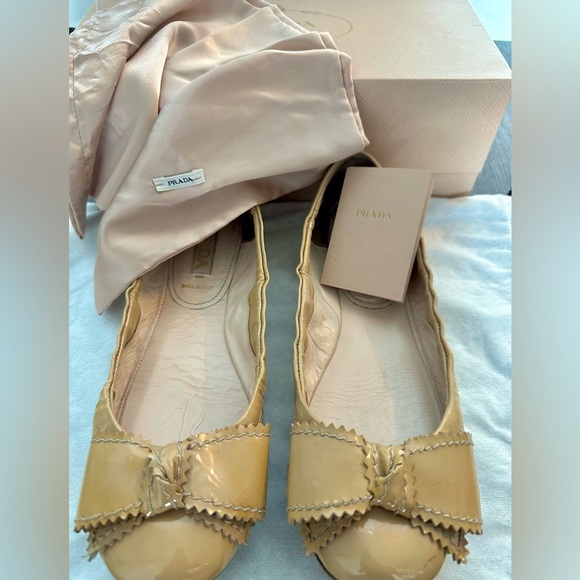 Prada Calzature Nappa Vernice Ballerina Flats Shoes - size 40/9 - Picture 3 of 8